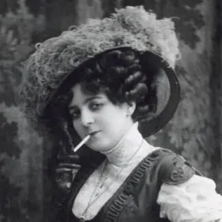 Woman wearing an ostrich-feather hat