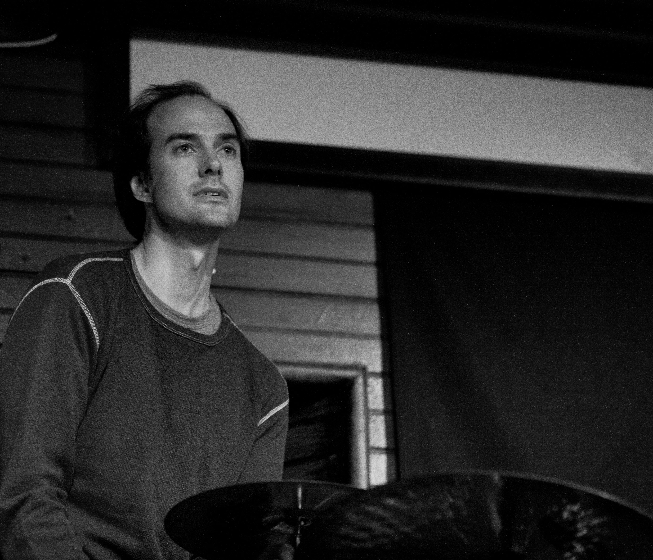 Honest Bob and the Factory-to-Dealer Incentives