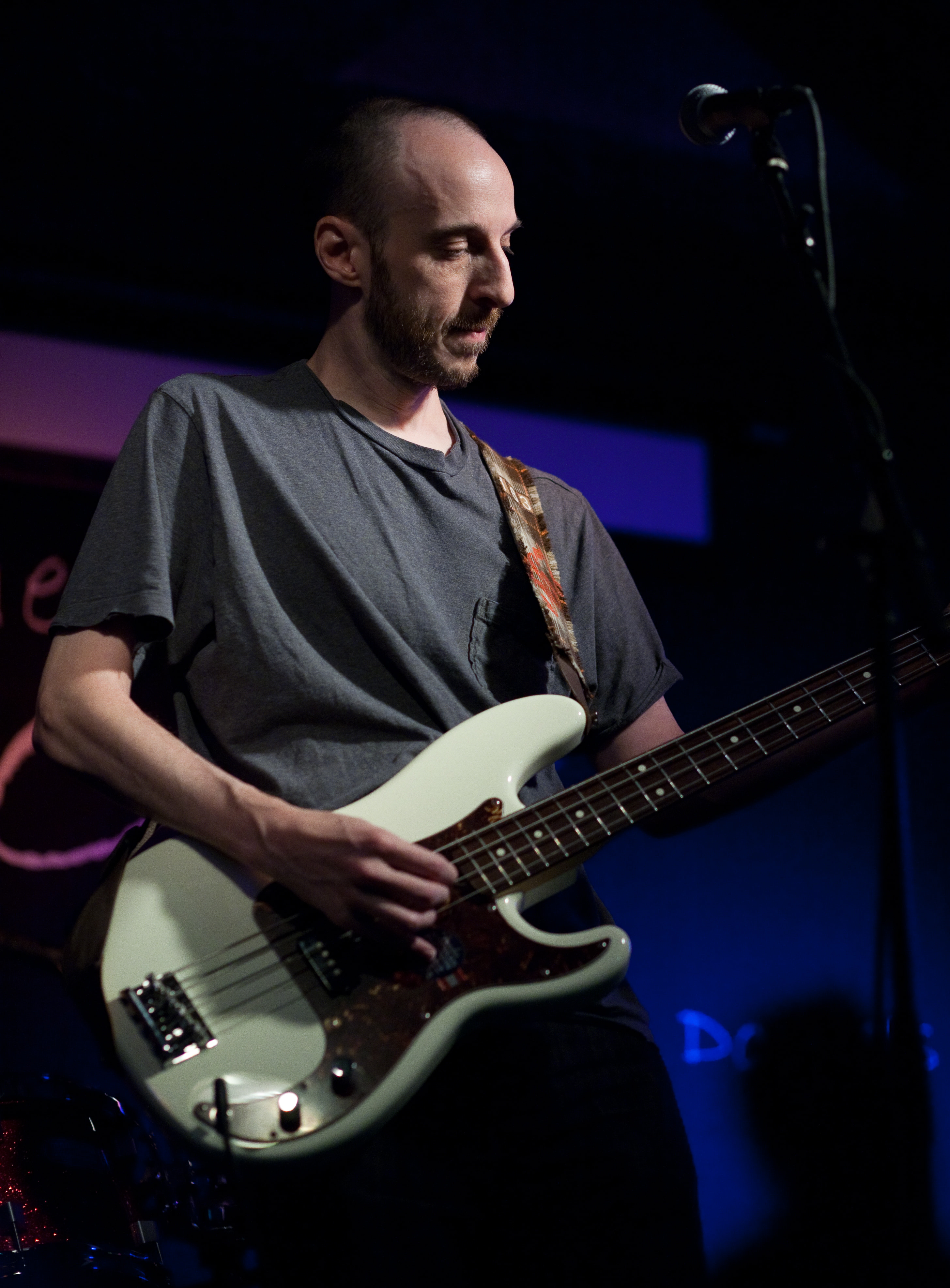 Honest Bob and the Factory-to-Dealer Incentives