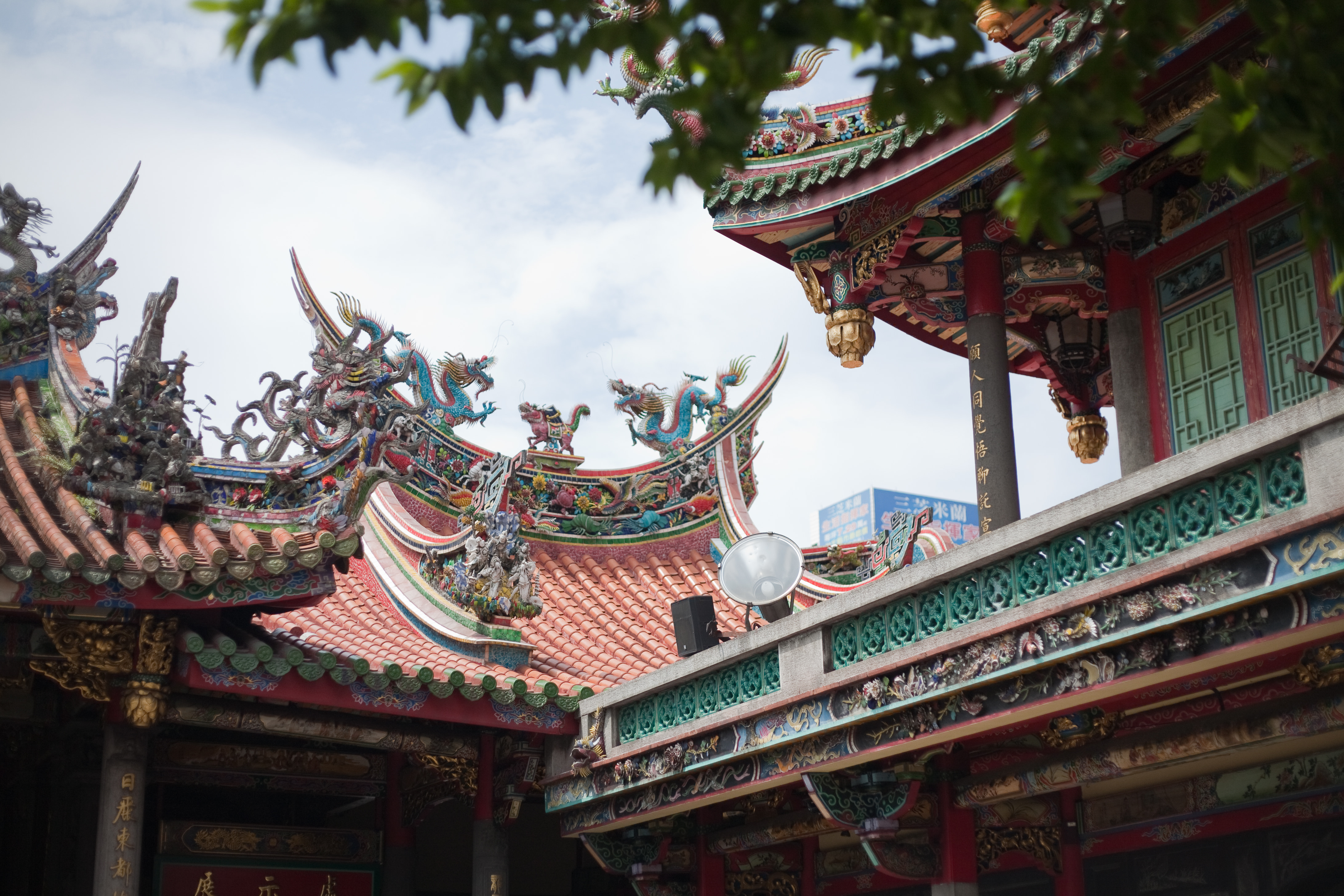 Longshan temple
