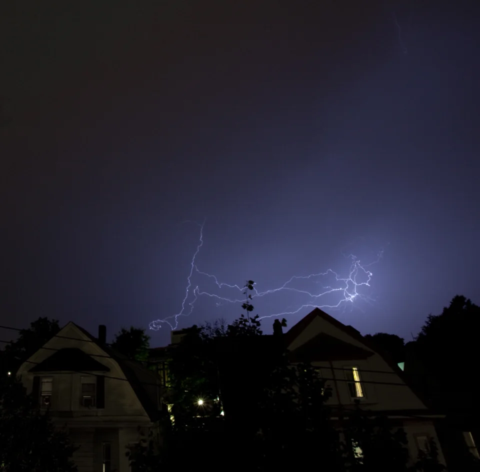 Heat lightning