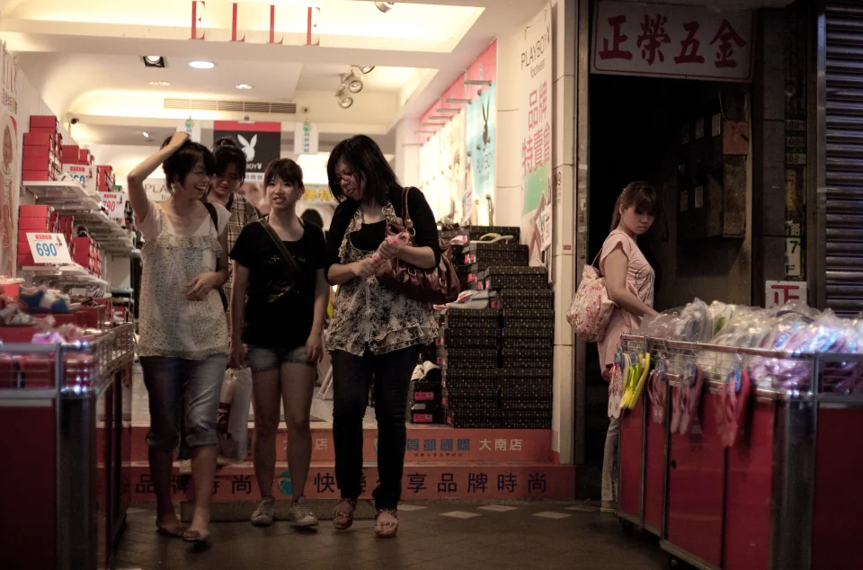Shilin night market