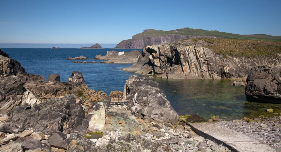 Rocky cove, Malin Head
